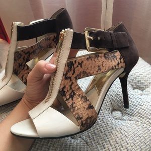 Size 6: Michael Kors